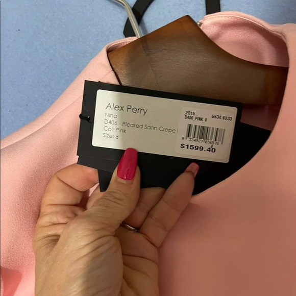 Alex Perry Nina Cape dress size small 4 - Picture 9 of 9